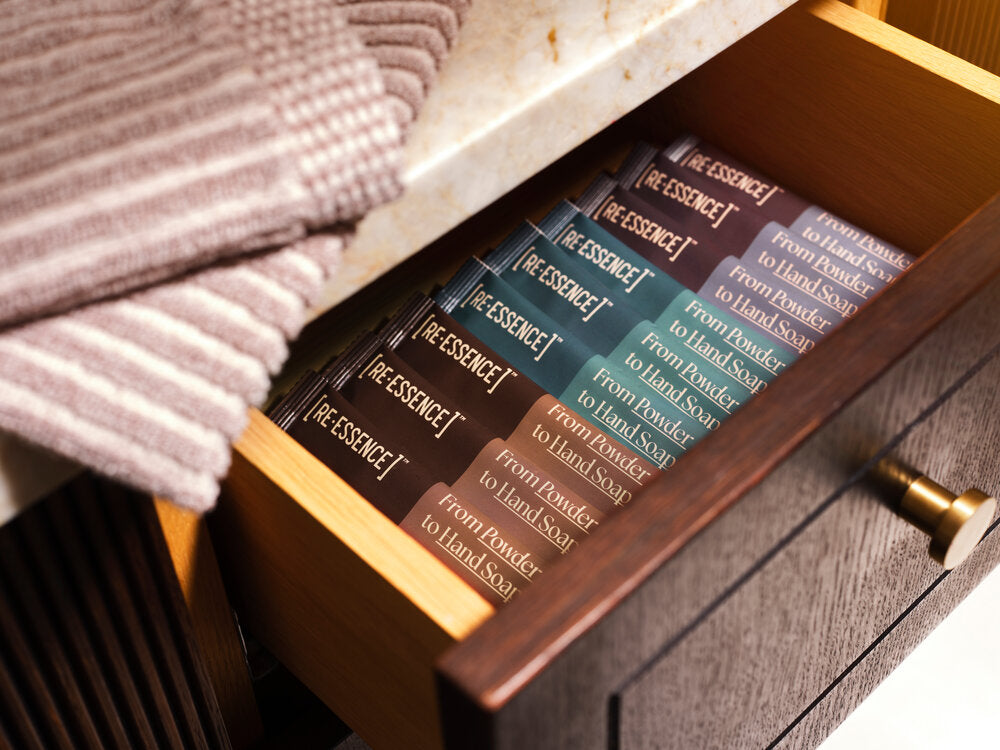 Håndsæbesæt m. genanvendelig glasdispencer - lavendel/fyrrenål